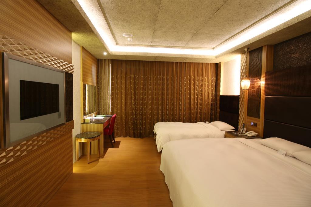 R7 Hotel Гаосюн Екстер'єр фото