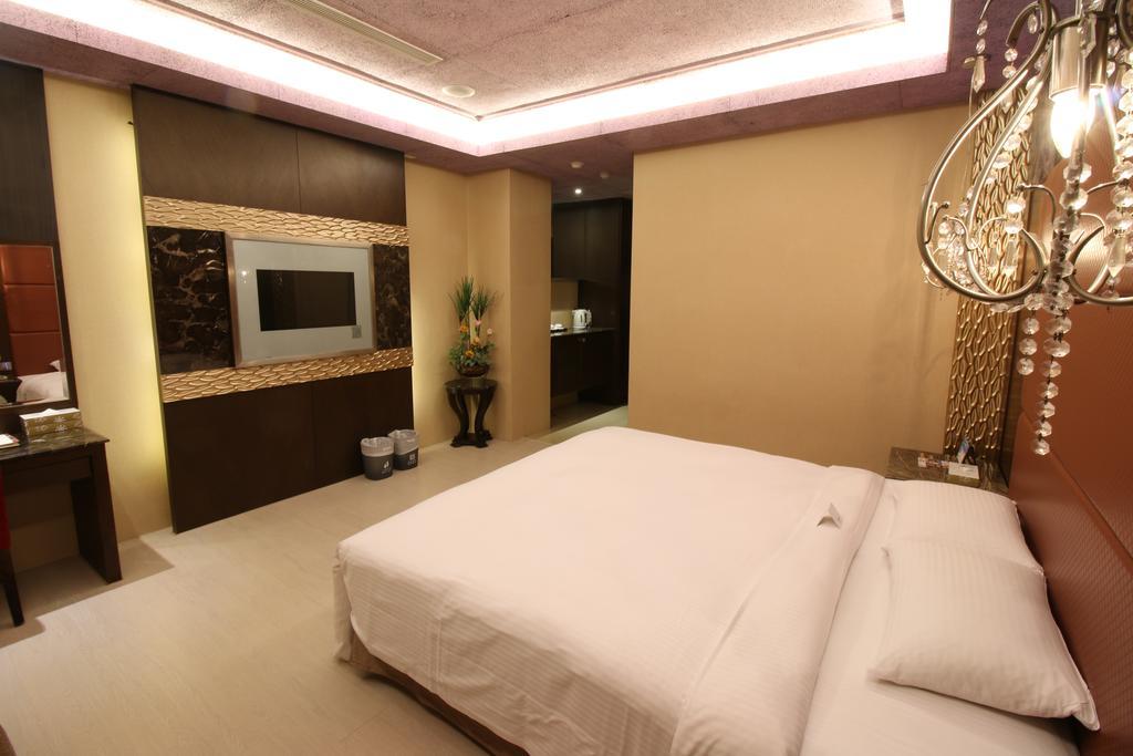 R7 Hotel Гаосюн Екстер'єр фото