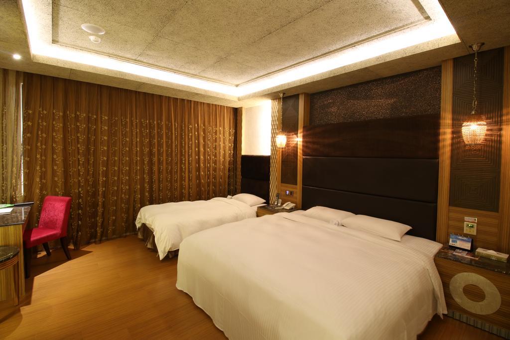 R7 Hotel Гаосюн Екстер'єр фото