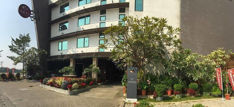 R7 Hotel Гаосюн Екстер'єр фото